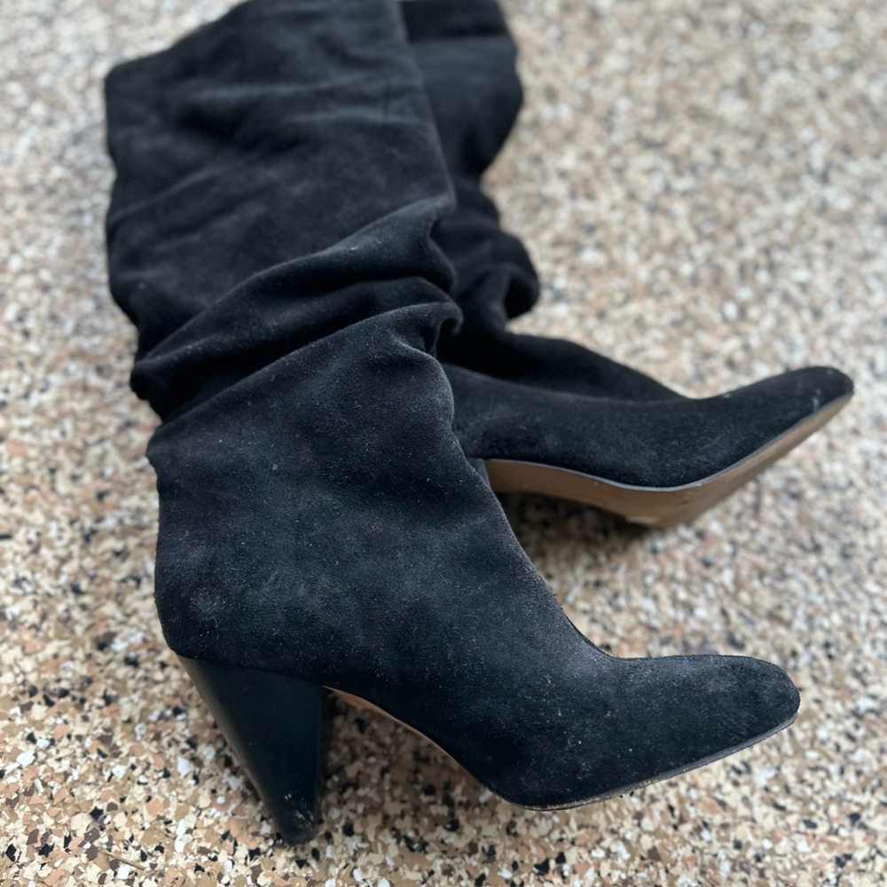 Vince Camuto tall suede winter boots size 7